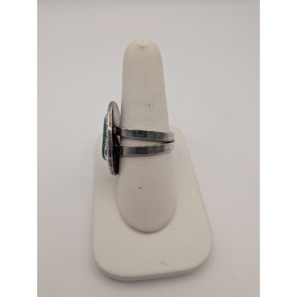 Turquoise Oval Ring Sterling Sz 9 Navajo - Picture 2 of 4
